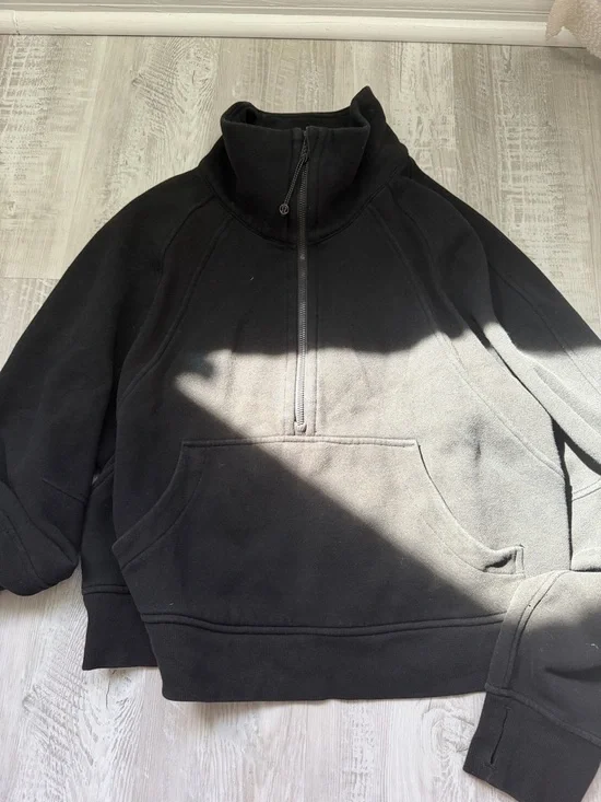 Lululemon Scuba Half Zip - Picture 1 of 4